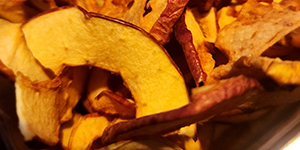 Dried apples