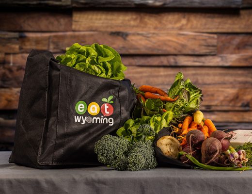 Fresh produce and Eat Wyoming logo