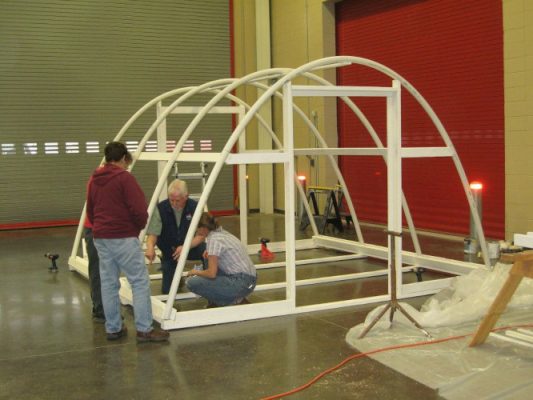 Hoop house build demonstration